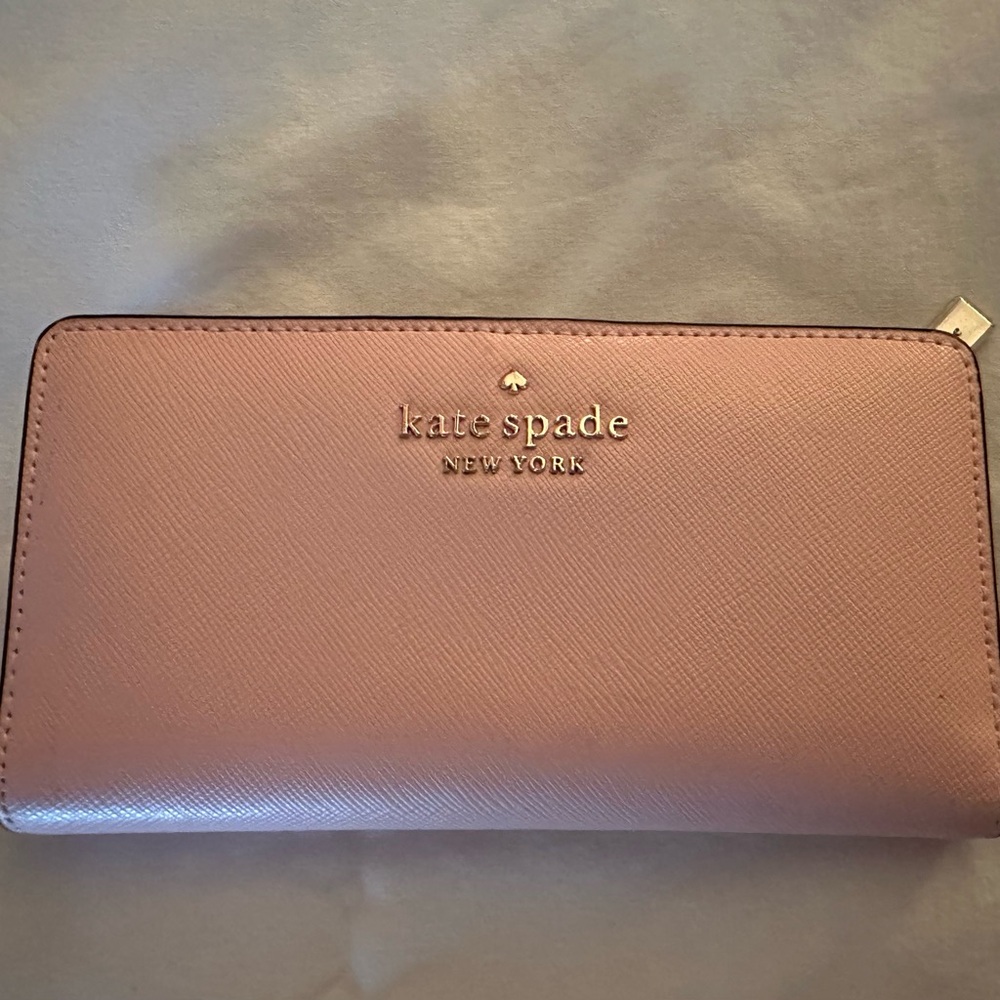 Kate Spade Pink Leather Wallet Sleek Design